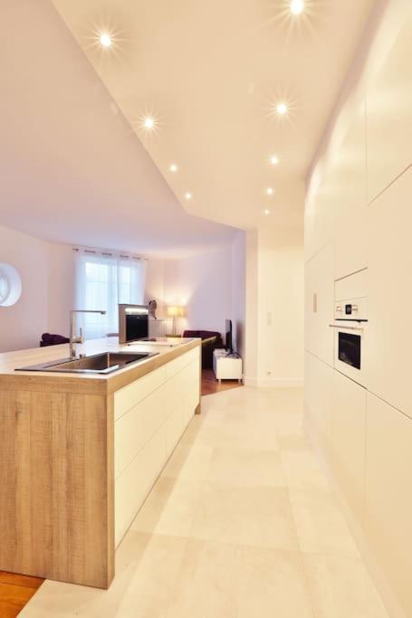 Appartement Luxueux Hypercentre Lyon 6 Pers Bagian luar foto