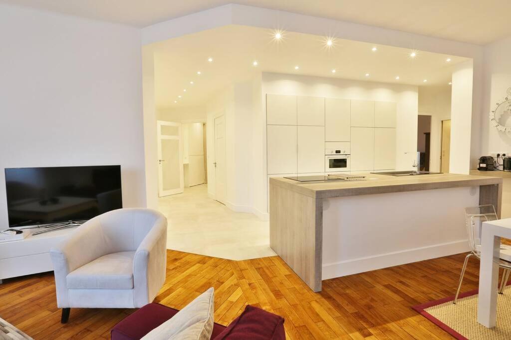 Appartement Luxueux Hypercentre Lyon 6 Pers Bagian luar foto